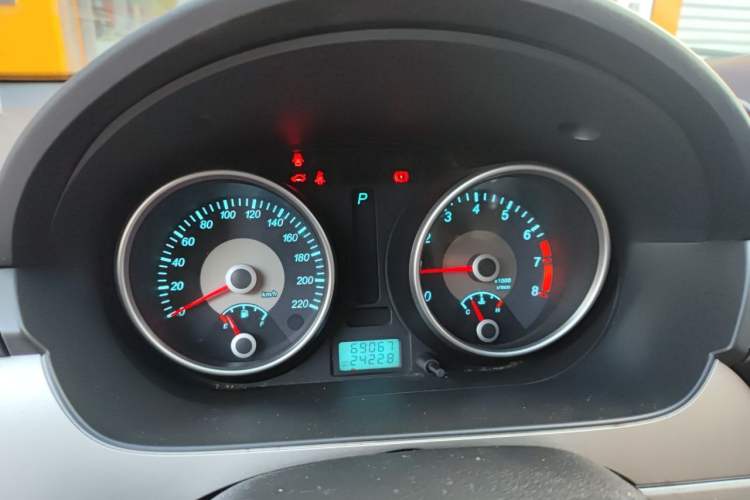 Used Buick Excelle 2011 1.6LX-AT Instrument Cluster
