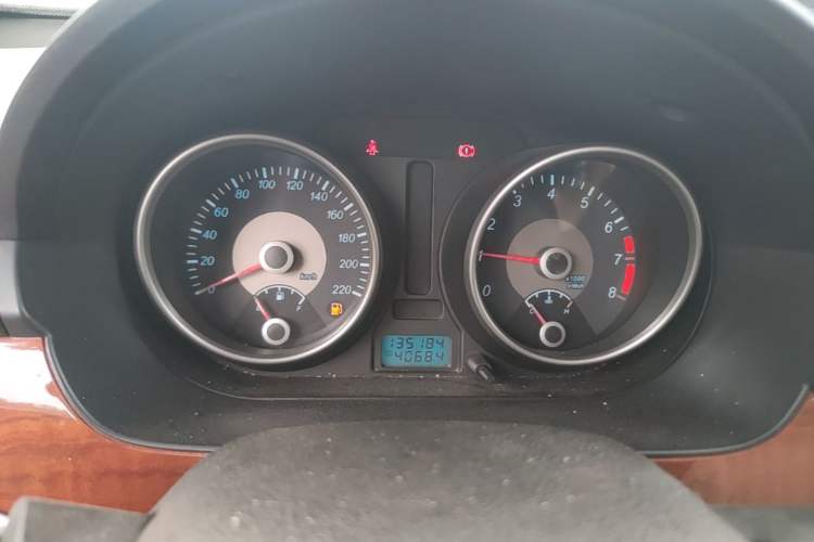 Used Buick Excelle 2011 1.6 LE-MT Instrument Cluster