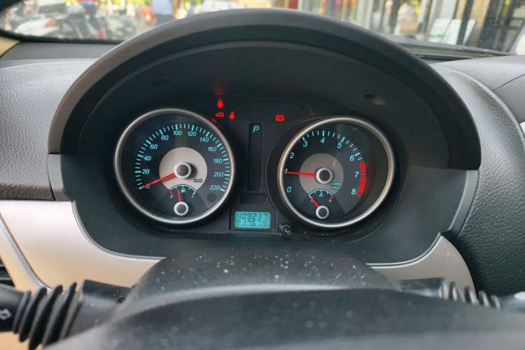 Used Buick Excelle 2011 1.6LX-AT Instrument Cluster