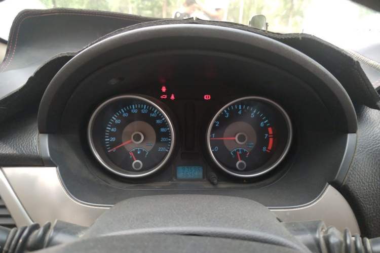 Used Buick Excelle 2011 1.6 LX-MT Instrument Cluster