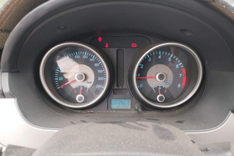 Used Buick Excelle 2011 1.6 LE-MT Instrument Cluster