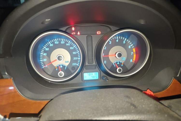 Used Buick Excelle 2011 1.6LX-AT Instrument Cluster