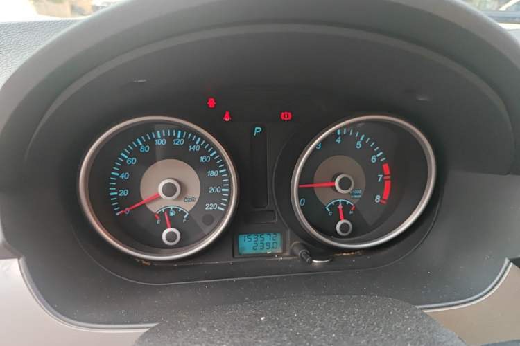 Used Buick Excelle 2011 1.6LX-AT Instrument Cluster