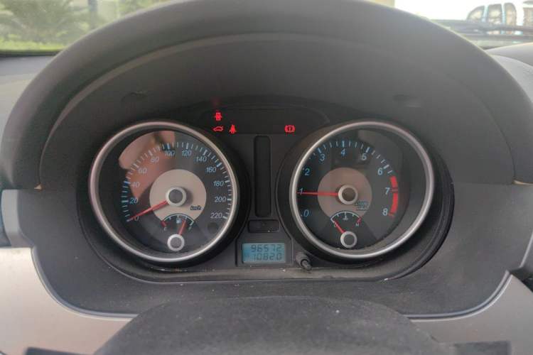 Used Buick Excelle 2011 1.6 LX-MT Instrument Cluster