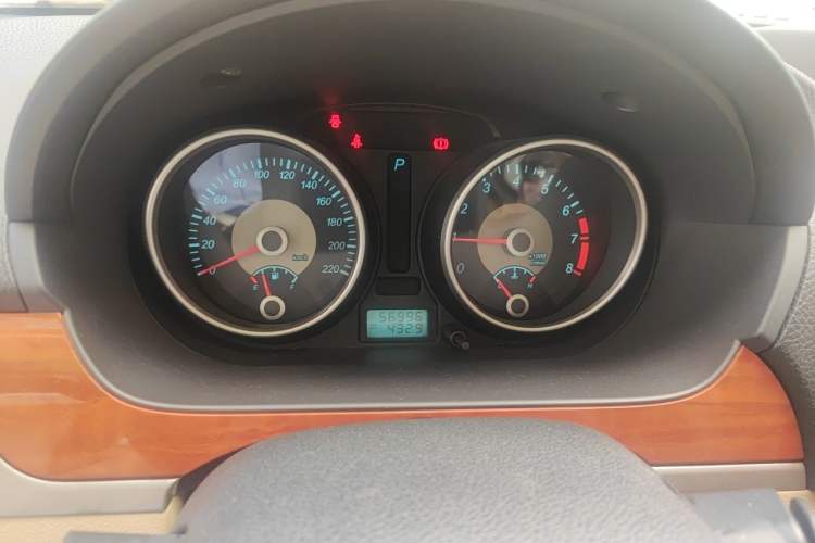 Used Buick Excelle 2011 1.6 LE-AT Instrument Cluster