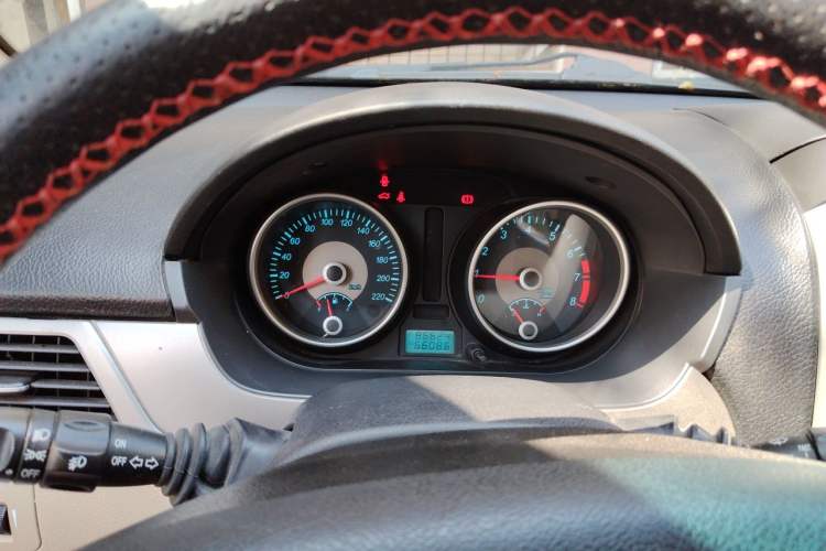 Used Buick Excelle 2011 1.6LX-AT Instrument Cluster