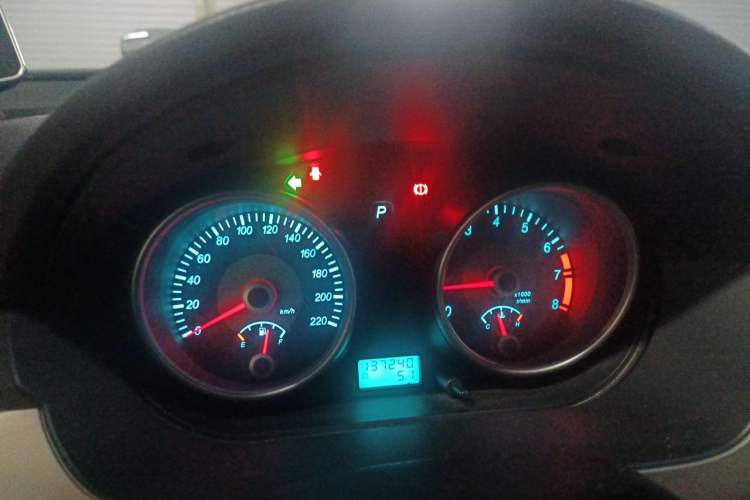 Used Buick Excelle 2011 1.6LX-AT Instrument Cluster