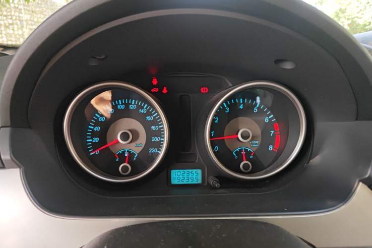 Used Buick Excelle 2011 1.6 LX-MT Instrument Cluster
