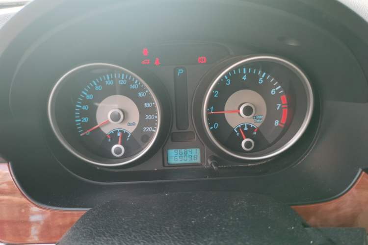 Used Buick Excelle 2011 1.6 LE-AT Instrument Cluster