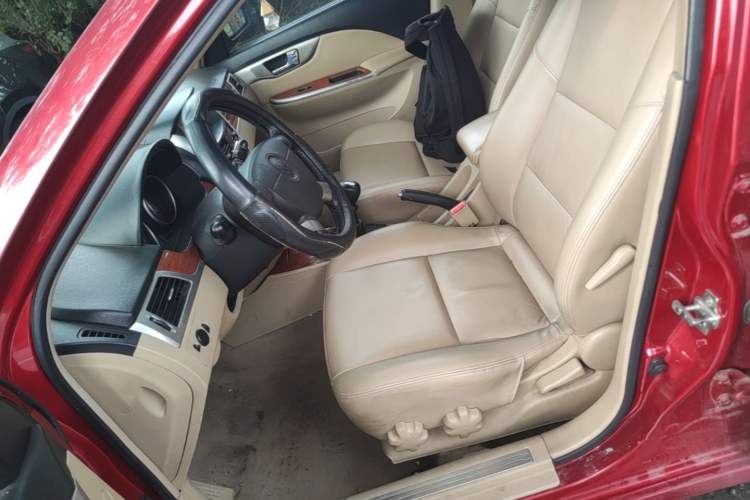 Used Buick Excelle 2011 1.6 LE-MT Left Front Seat
