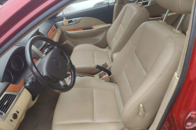 Used Buick Excelle 2011 1.6 LE-AT Left Front Seat