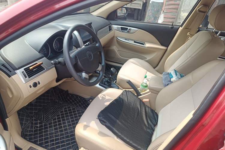 Used Buick Excelle 2011 1.6 LE-MT Left Front Seat