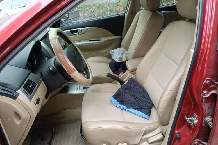 Used Buick Excelle 2011 1.6LX-AT Left Front Seat