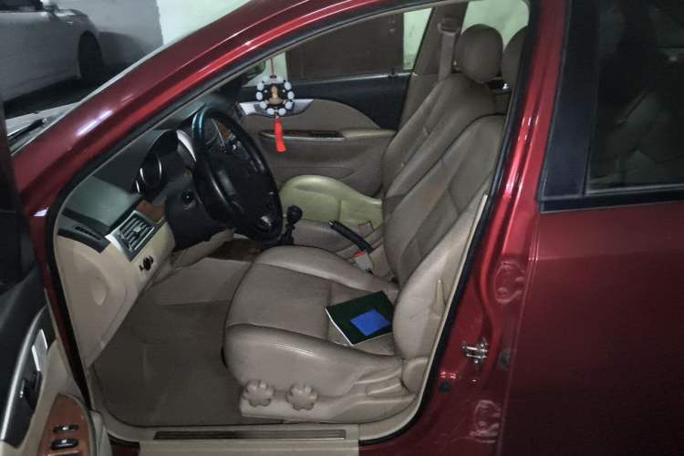 Used Buick Excelle 2011 1.6 LX-MT Left Front Seat