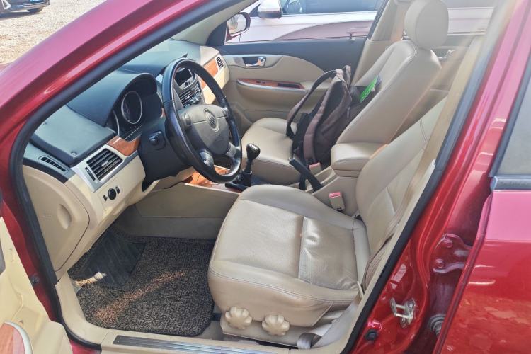 Used Buick Excelle 2011 1.6 LE-MT Left Front Seat