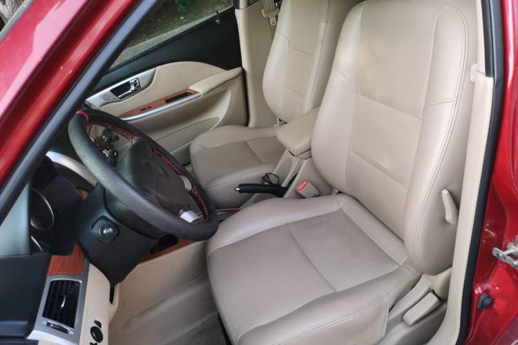 Used Buick Excelle 2011 1.6 LE-AT Left Front Seat