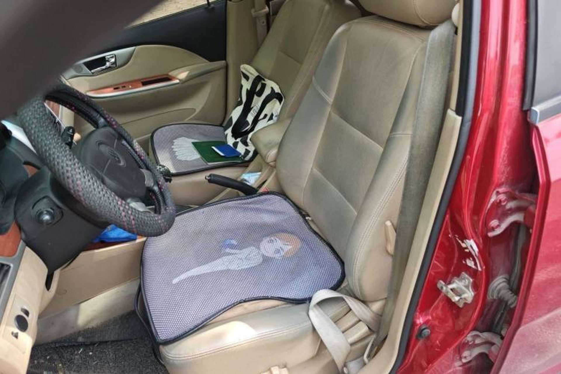 Used Buick Excelle 2011 1.6 LE-MT Left Front Seat