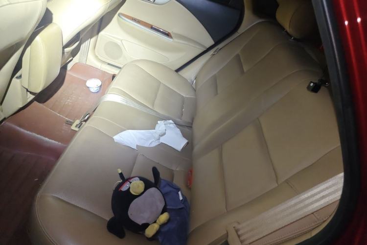 Used Buick Excelle 2011 1.6LX-AT Left Rear Seat