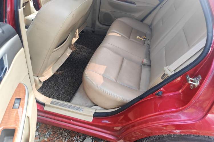 Used Buick Excelle 2011 1.6 LE-MT Left Rear Seat