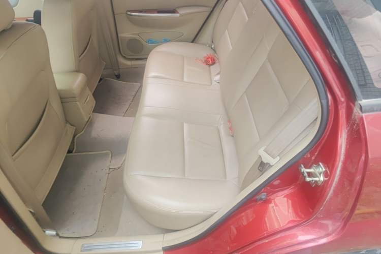 Used Buick Excelle 2011 1.6 LE-AT Left Rear Seat