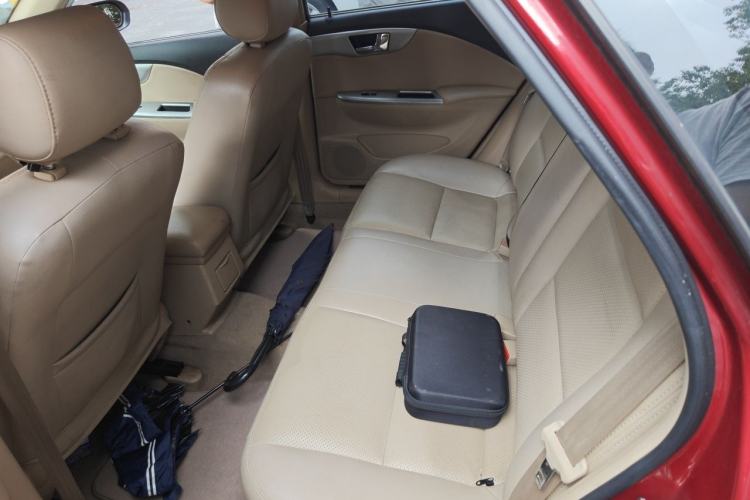 Used Buick Excelle 2011 1.6LX-AT Left Rear Seat