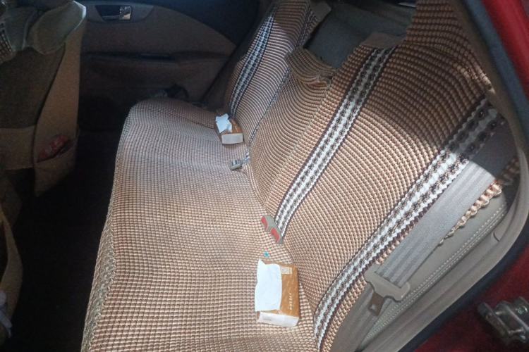 Used Buick Excelle 2011 1.6LX-AT Left Rear Seat
