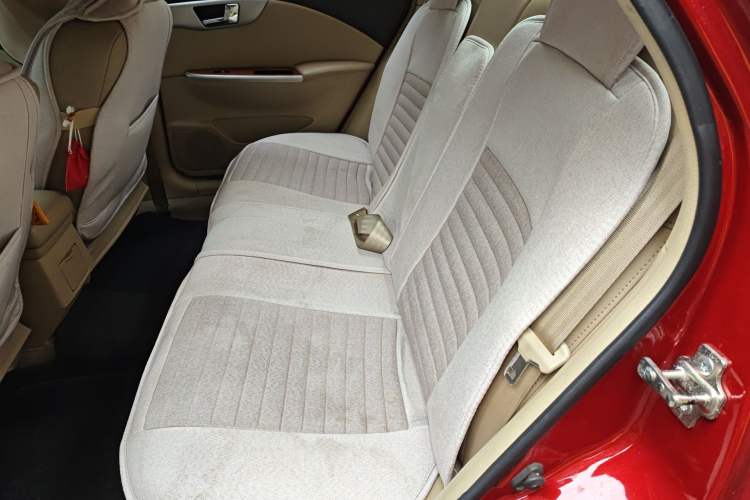 Used Buick Excelle 2011 1.6 LE-AT Left Rear Seat