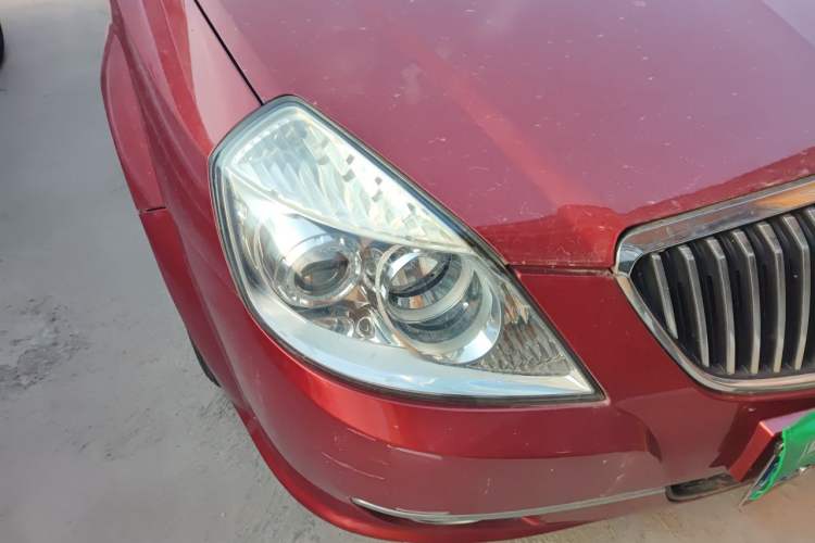 Used Buick Excelle 2011 1.6LX-AT Right Front Headlight