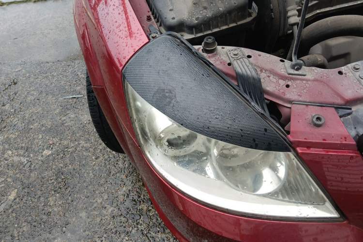 Used Buick Excelle 2011 1.6 LE-MT Right Front Headlight