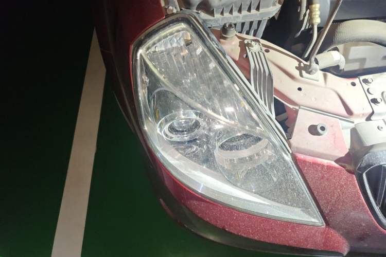 Used Buick Excelle 2011 1.6LX-AT Right Front Headlight