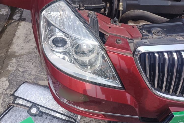 Used Buick Excelle 2011 1.6 LE-MT Right Front Headlight