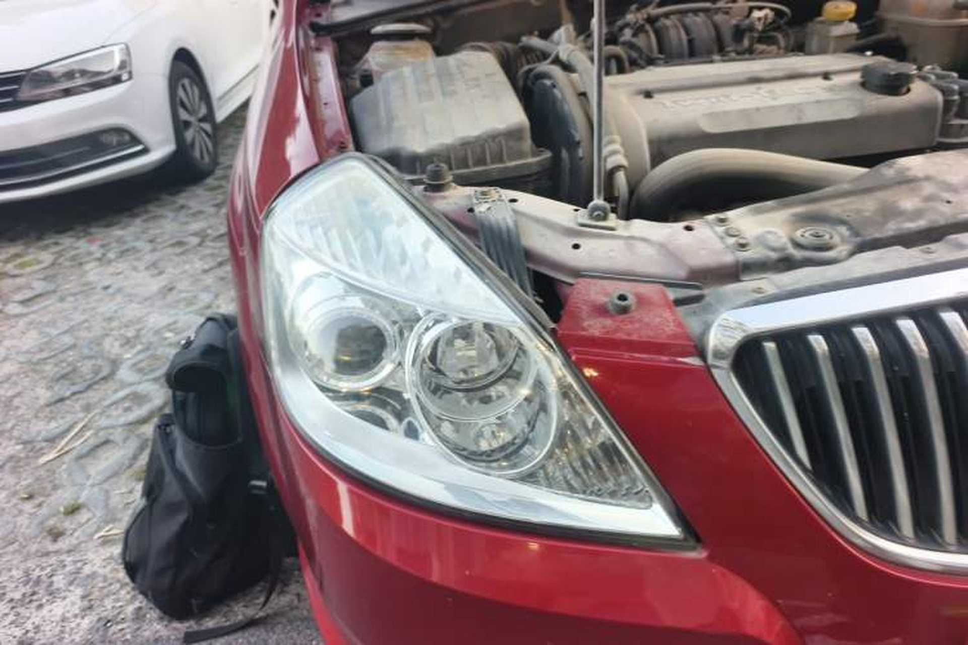 Used Buick Excelle 2011 1.6 LE-MT Right Front Headlight