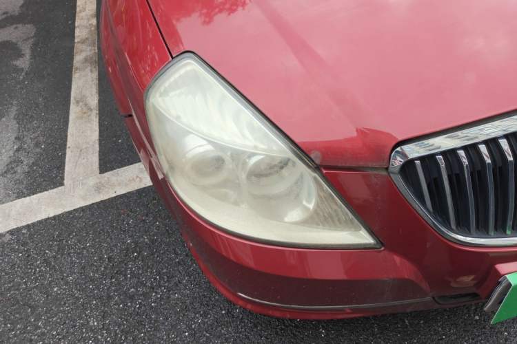 Used Buick Excelle 2011 1.6LX-AT Right Front Headlight