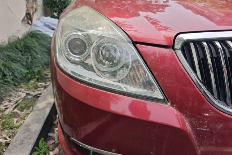 Used Buick Excelle 2011 1.6LX-AT Right Front Headlight