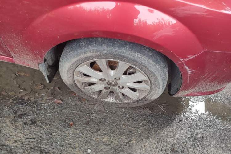 Used Buick Excelle 2011 1.6 LE-MT Right Front Wheel Hub