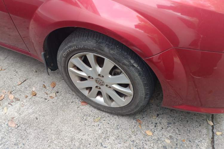 Used Buick Excelle 2011 1.6 LE-MT Right Front Wheel Hub