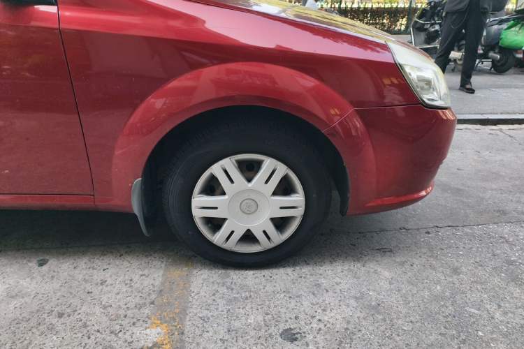 Used Buick Excelle 2011 1.6LX-AT Right Front Wheel Hub