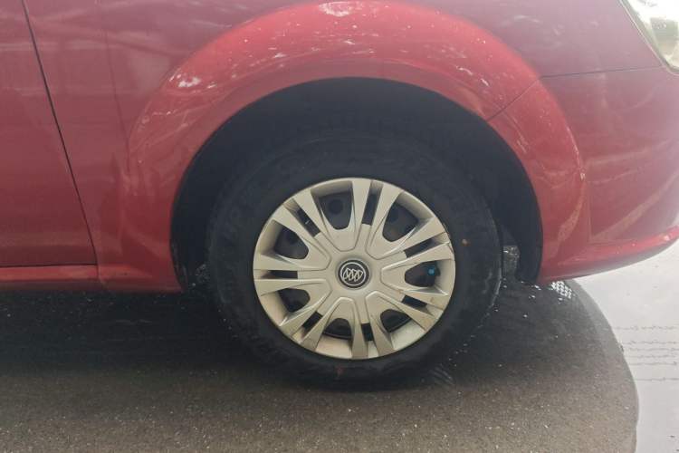Used Buick Excelle 2011 1.6LX-AT Right Front Wheel Hub