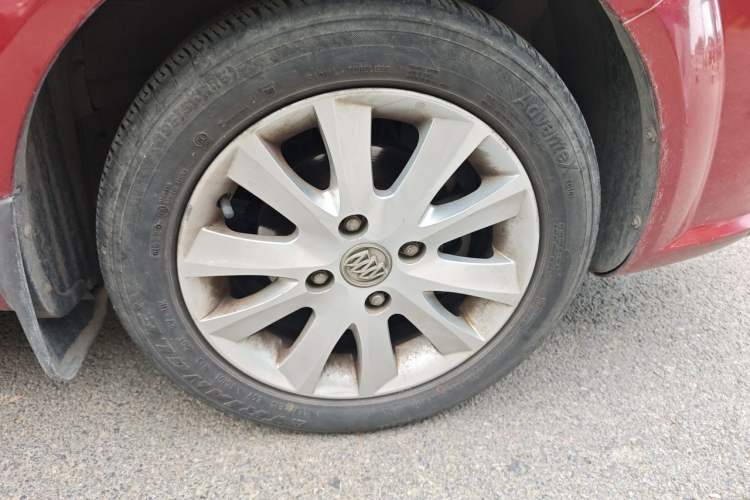 Used Buick Excelle 2011 1.6 LE-MT Right Front Wheel Hub