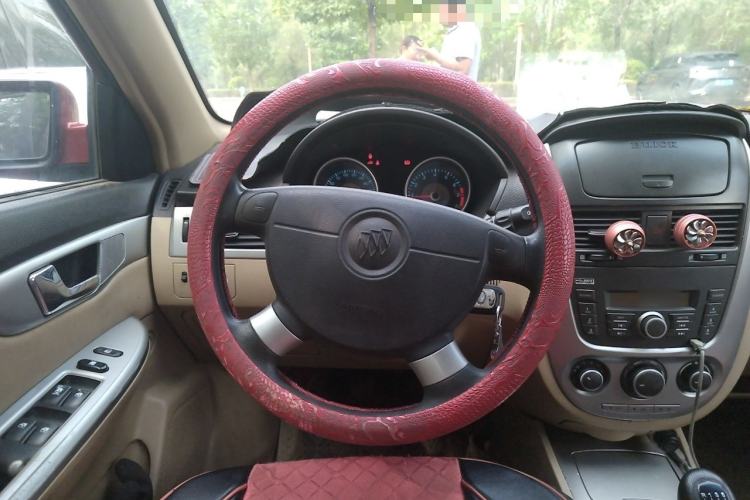 Used Buick Excelle 2011 1.6 LX-MT Steering Wheel