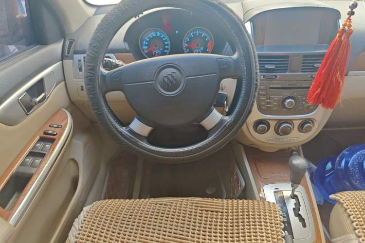Used Buick Excelle 2011 1.6 LE-AT Steering Wheel