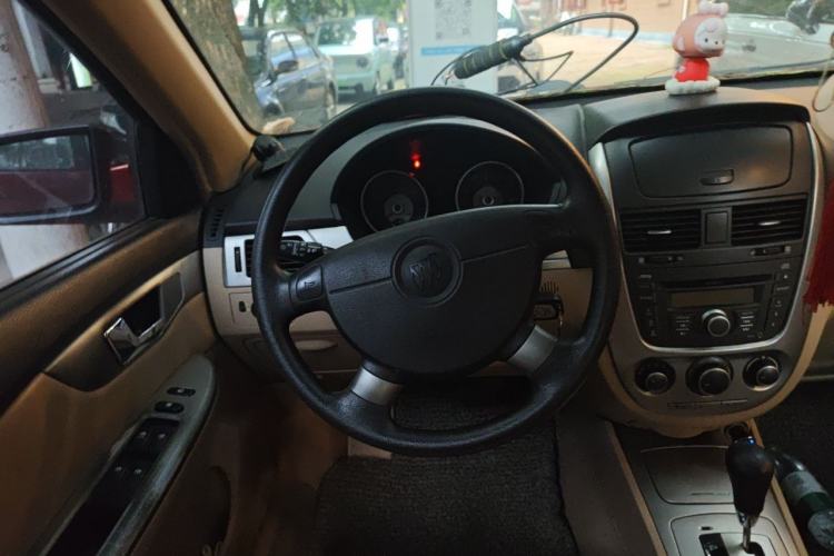 Used Buick Excelle 2011 1.6LX-AT Steering Wheel