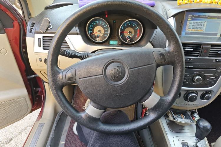Used Buick Excelle 2011 1.6 LE-AT Steering Wheel