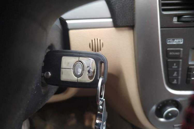 Used Buick Excelle 2011 1.6 LX-MT Vehicle Key