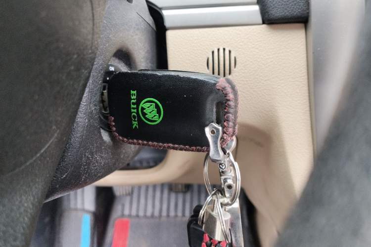 Used Buick Excelle 2011 1.6 LE-MT Vehicle Key