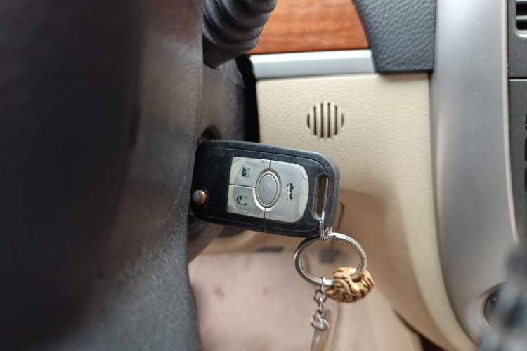Used Buick Excelle 2011 1.6 LE-AT Vehicle Key