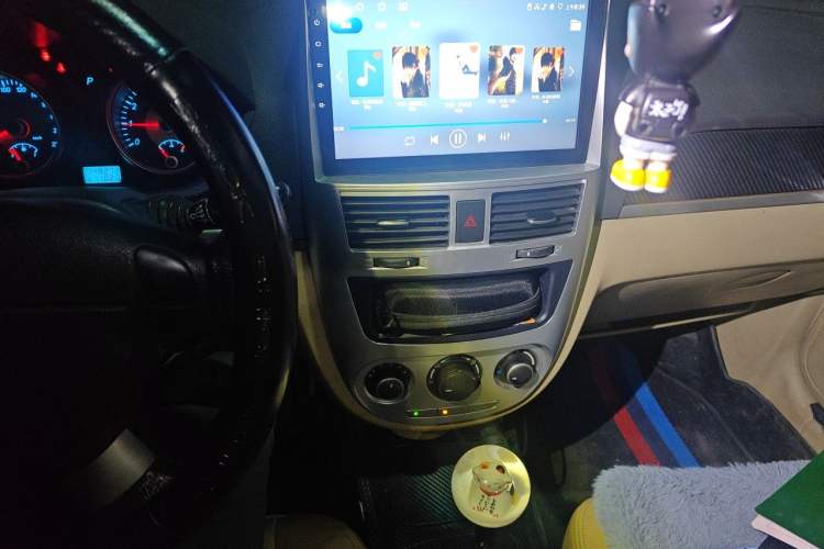 Used Buick Excelle 2011 1.6 LE-AT Audio And AC Panel