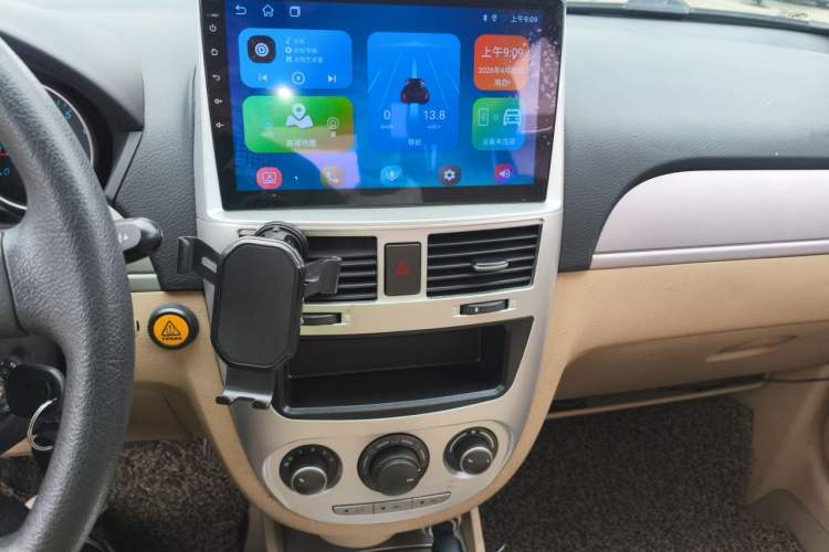 Used Buick Excelle 2011 1.6LX-AT Audio And AC Panel