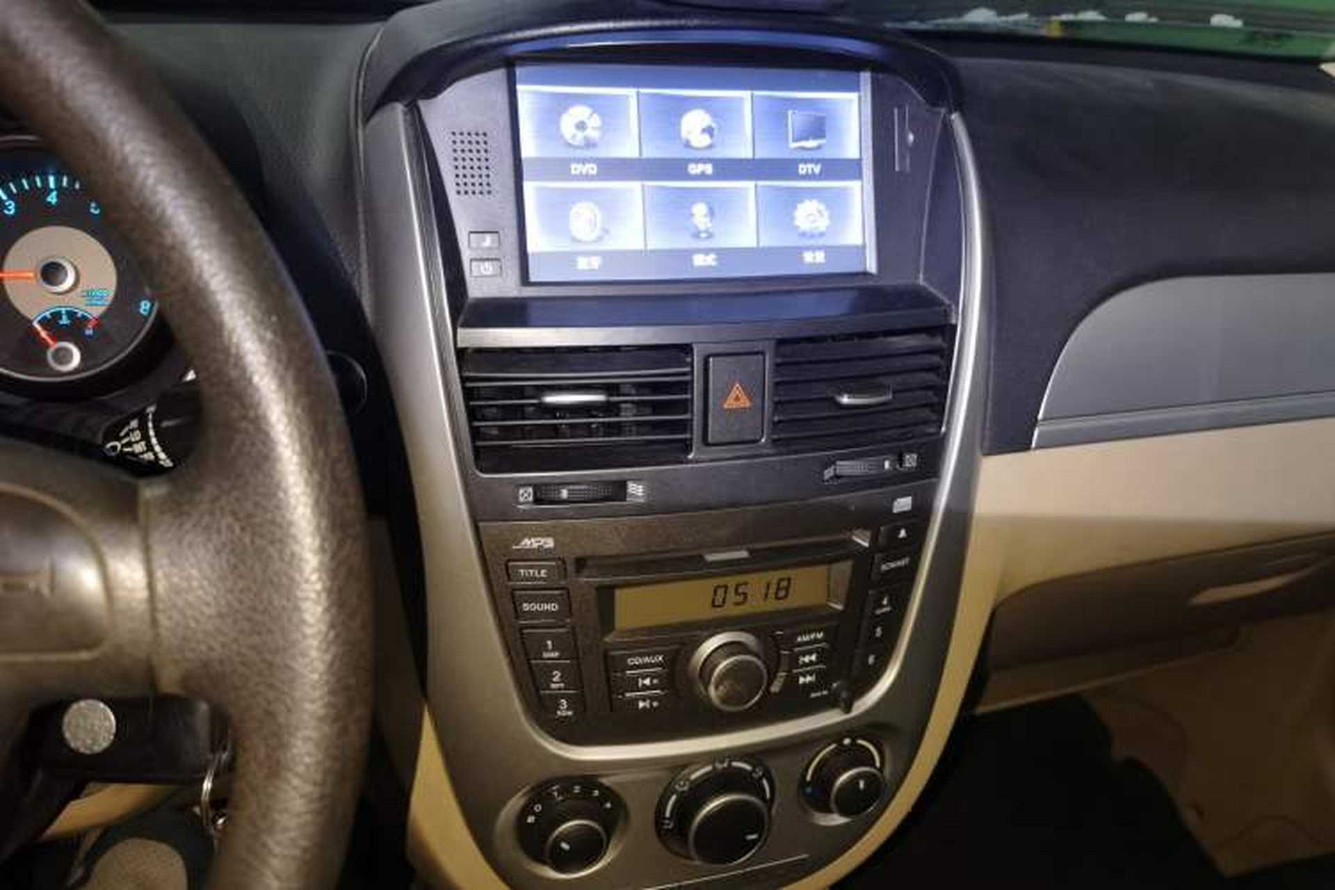 Used Buick Excelle 2011 1.6LX-AT Audio And AC Panel