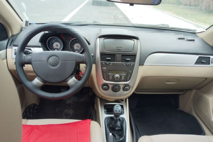 Used Buick Excelle 2011 1.6 LX-MT Audio And AC Panel